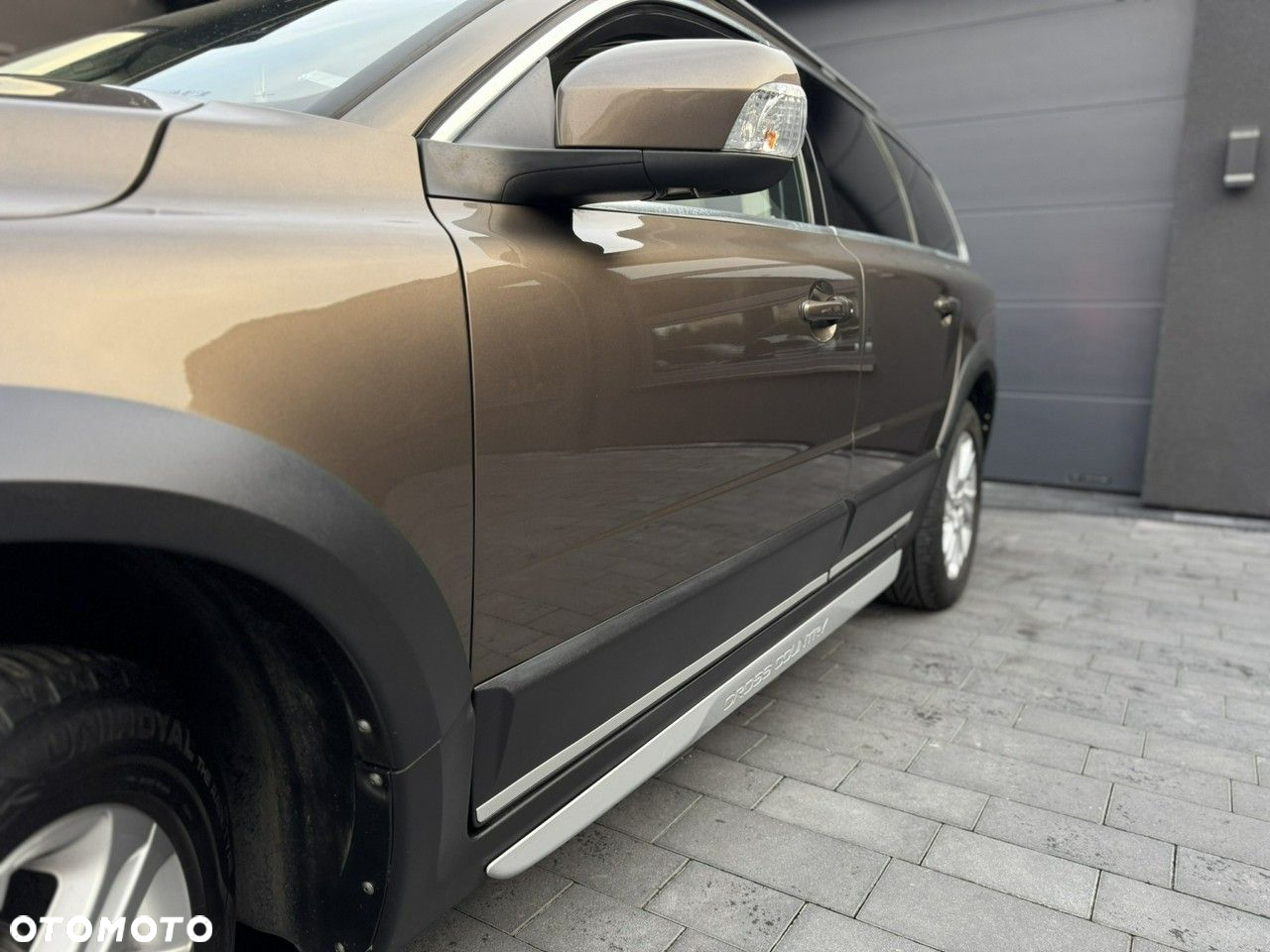 Volvo XC 70 - 11