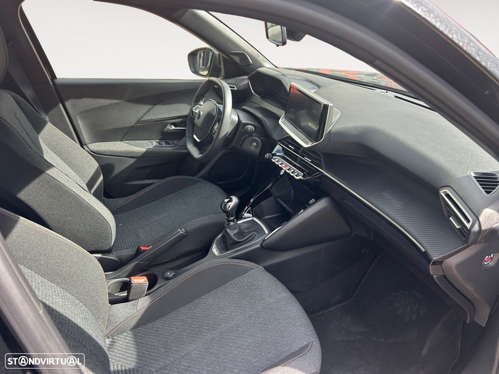 Peugeot 2008 1.2 PureTech Style - 15