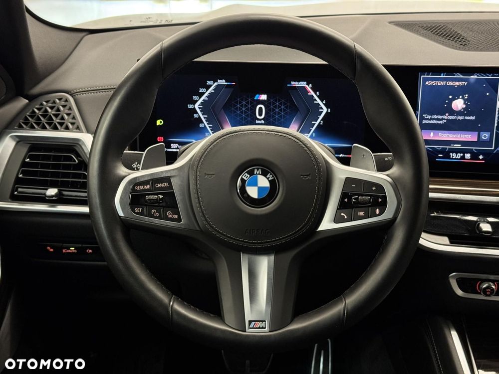 BMW X6 xDrive30d mHEV - 32