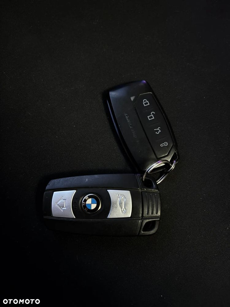BMW Seria 3 335i - 21