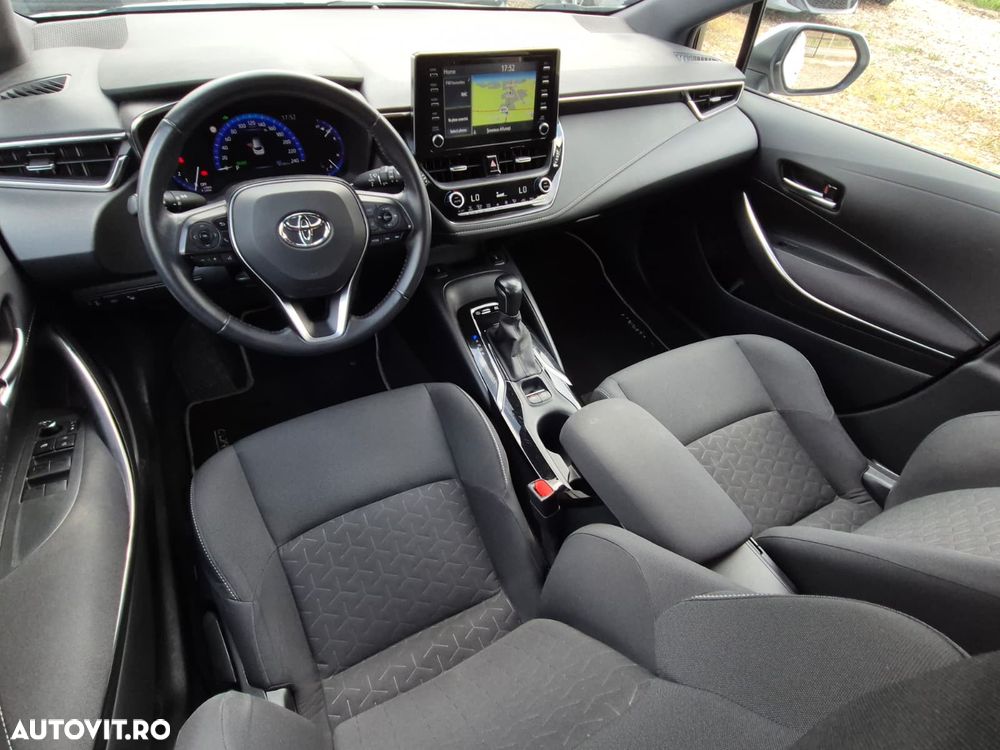 Toyota Corolla 1.8 HSD Dynamic - 31