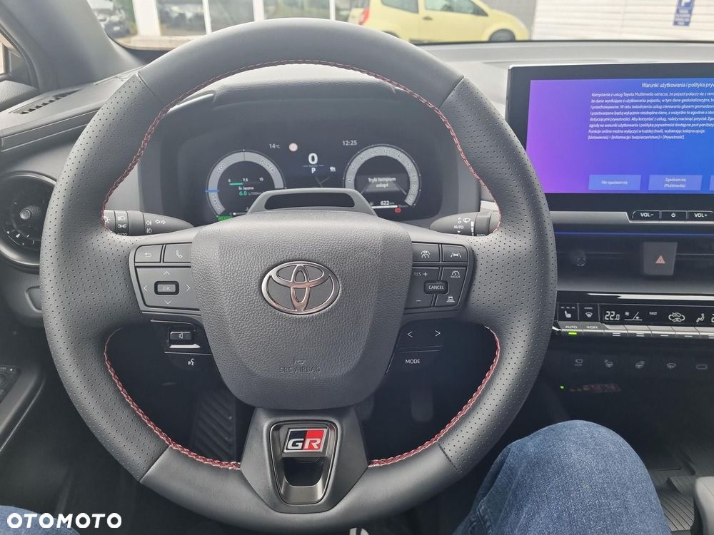 Toyota C-HR - 16