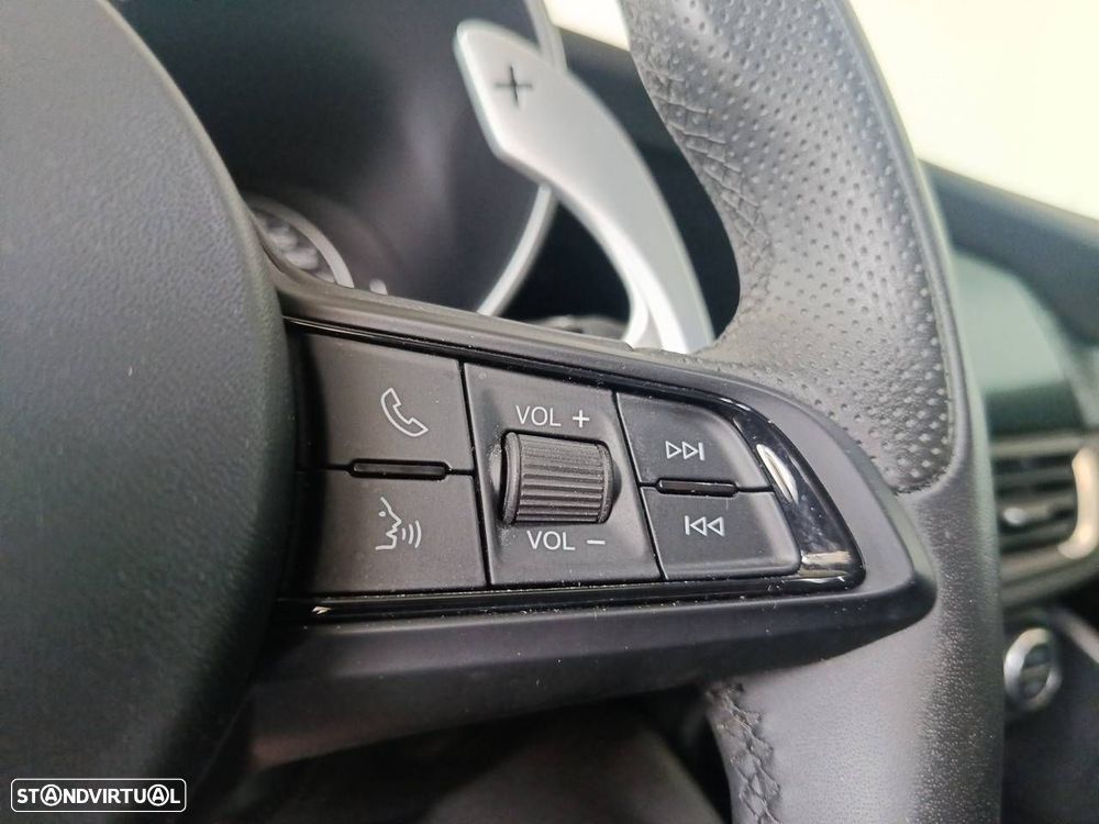 Alfa Romeo Giulia 2.2 D Super AT8 - 18