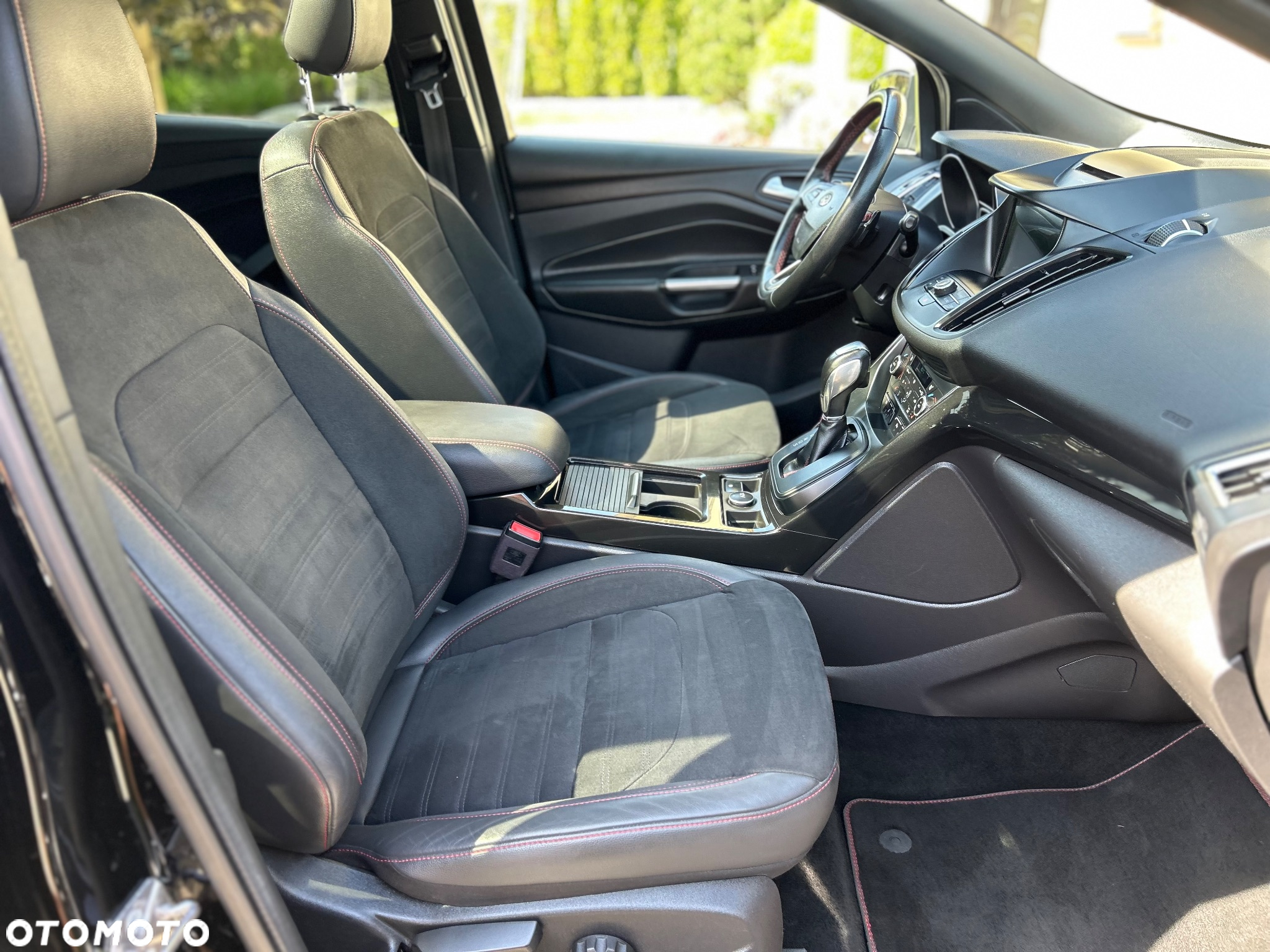 Ford Kuga 2.0 TDCi 4x4 ST-Line - 18