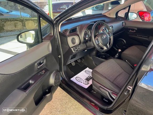 Toyota Yaris 1.0 VVT-i ACtive+AC - 11