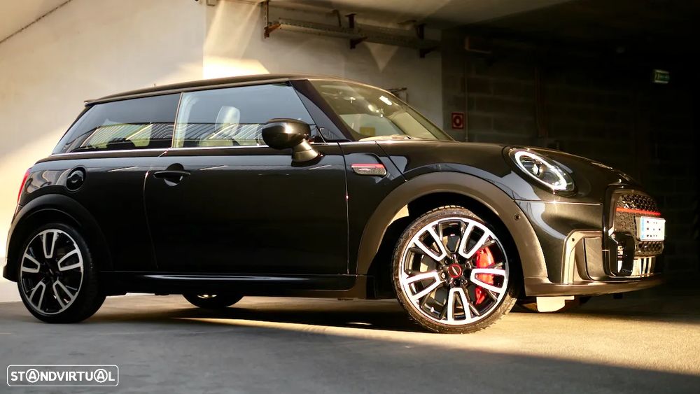 MINI 3 Portas foto 2