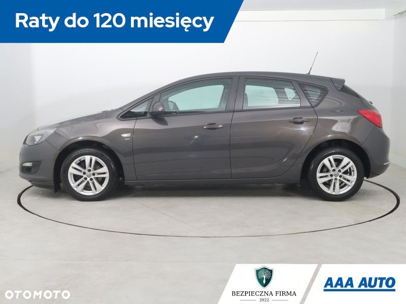 Opel Astra - 4