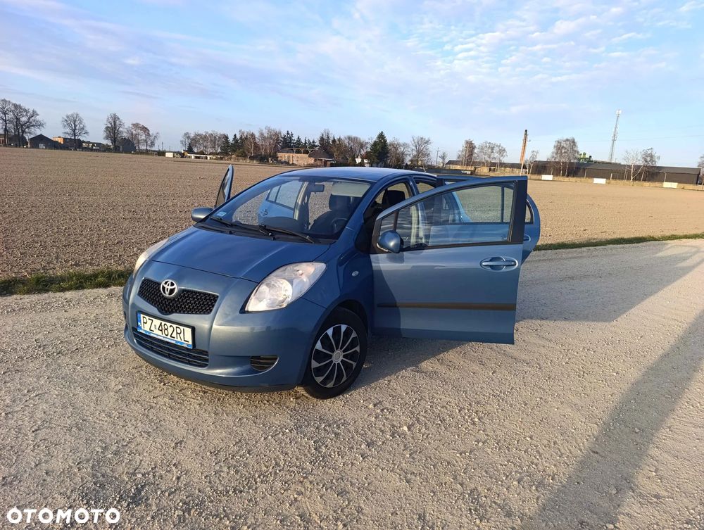 Toyota Yaris 1.3 VVT-i Luna - 3