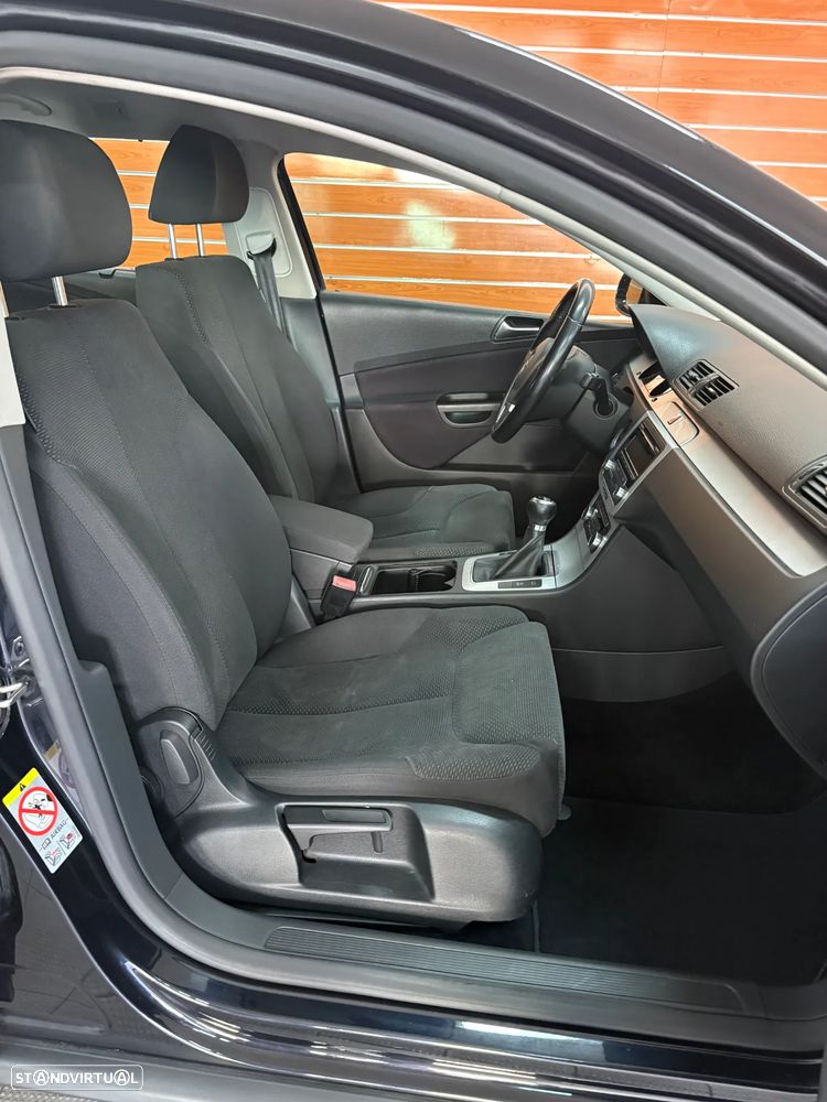 VW Passat Variant 1.6 TDI Confortline - 11