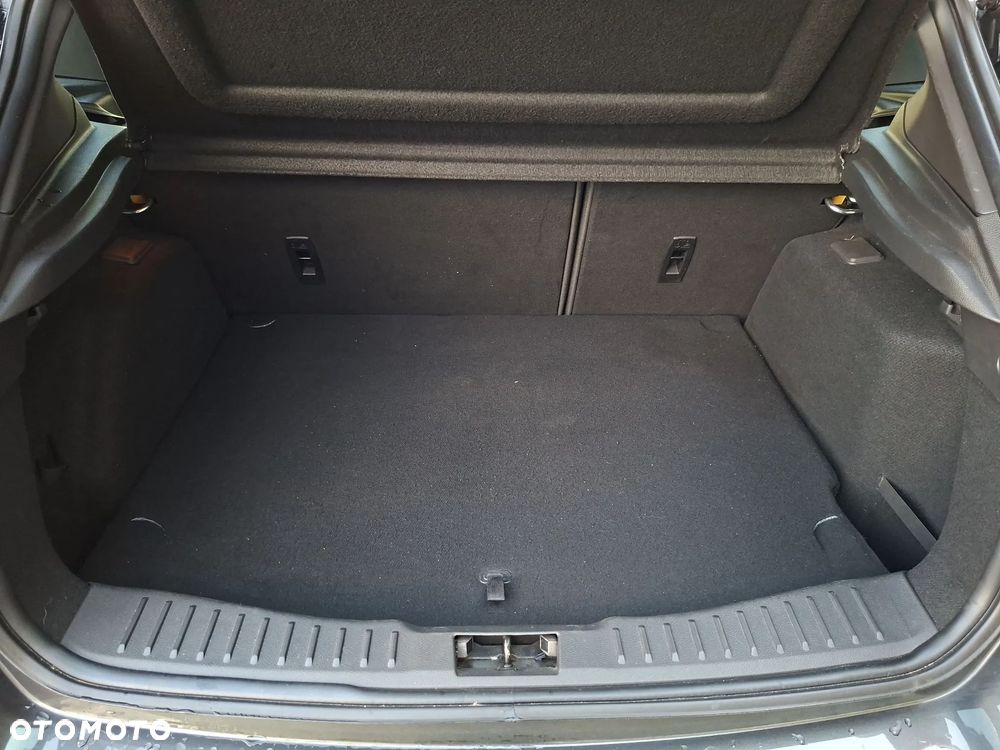 Ford Focus - 31