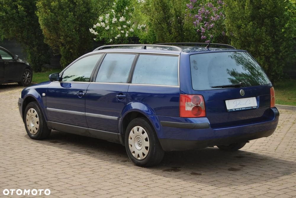 Volkswagen Passat Variant 1.6 Comfortline - 4