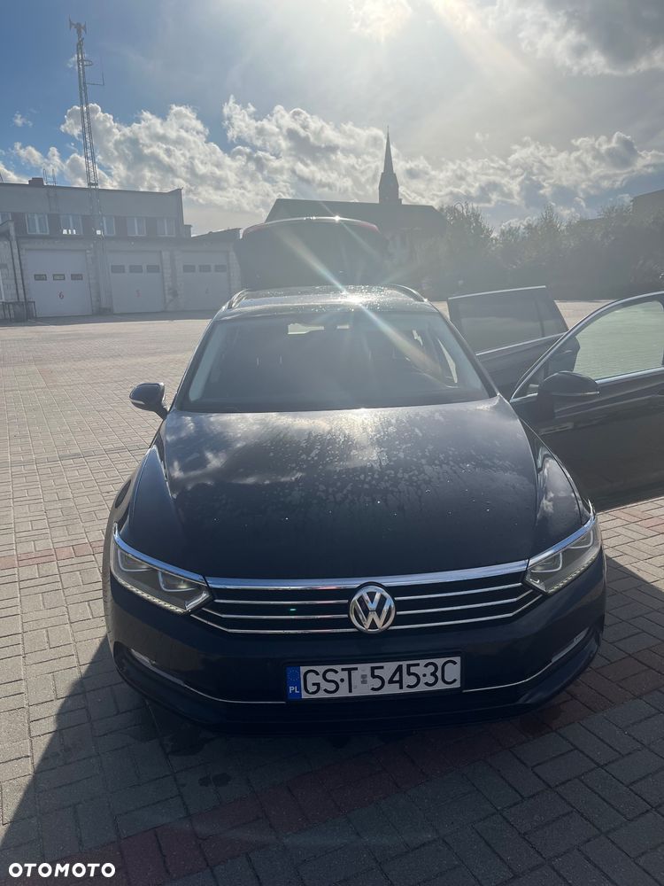 Volkswagen Passat 2.0 TDI SCR DSG Comfortline - 18