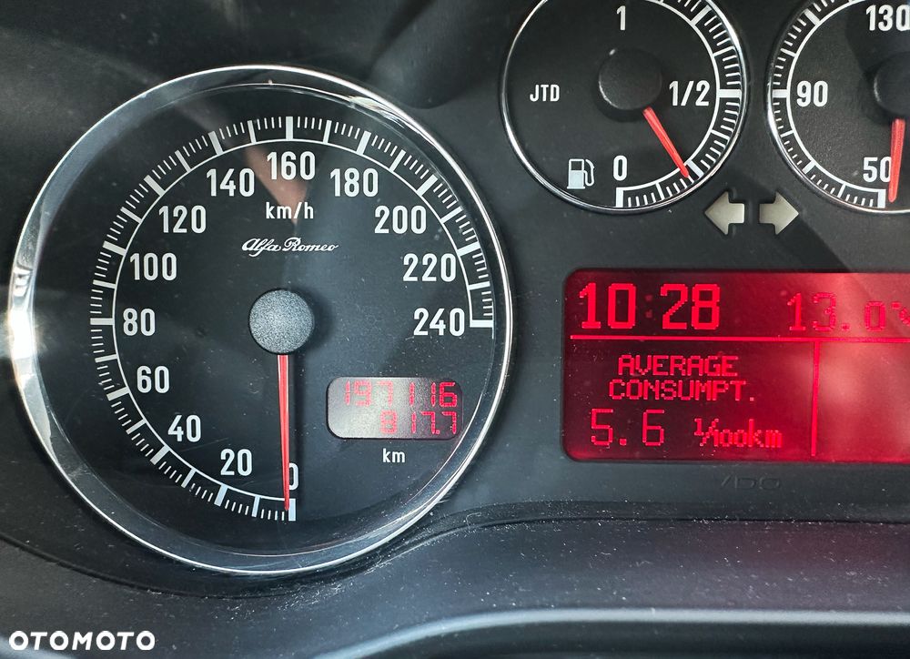 Alfa Romeo 147 - 5