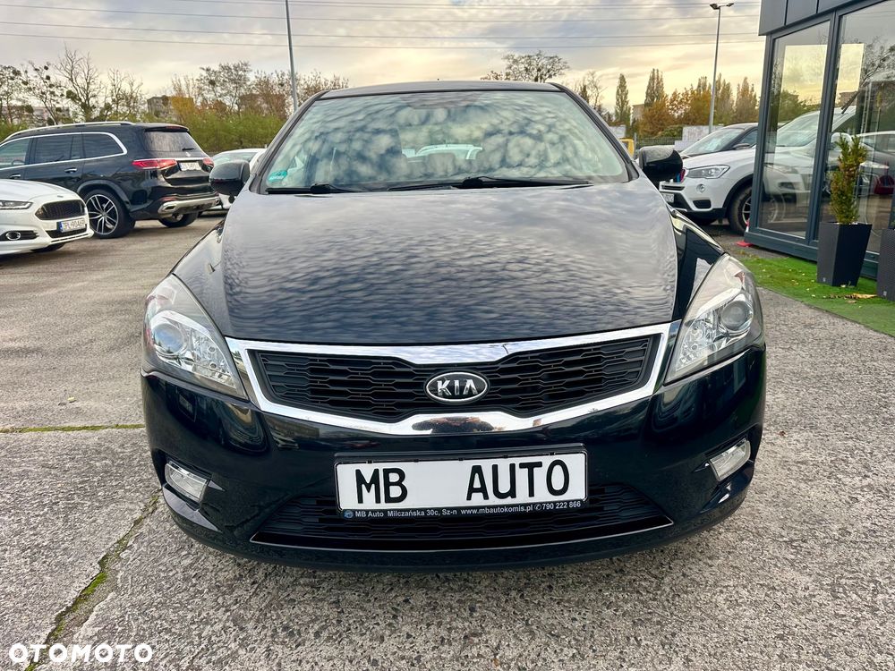 Kia Ceed 1.6 Crdi Comfort + - 2