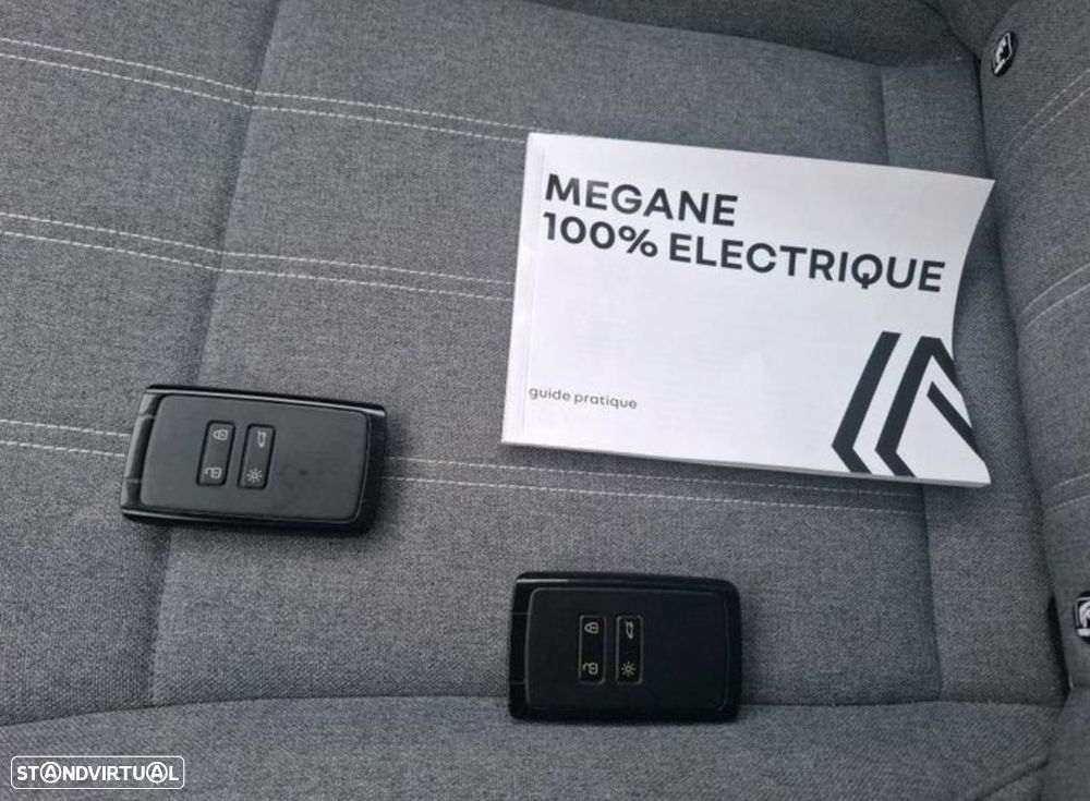 Renault Mégane E-Tech - 8