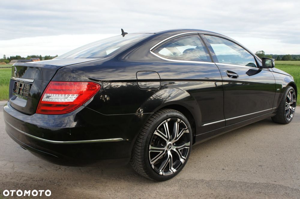 Mercedes-Benz Klasa C 180 BlueEFFICIENCY - 4