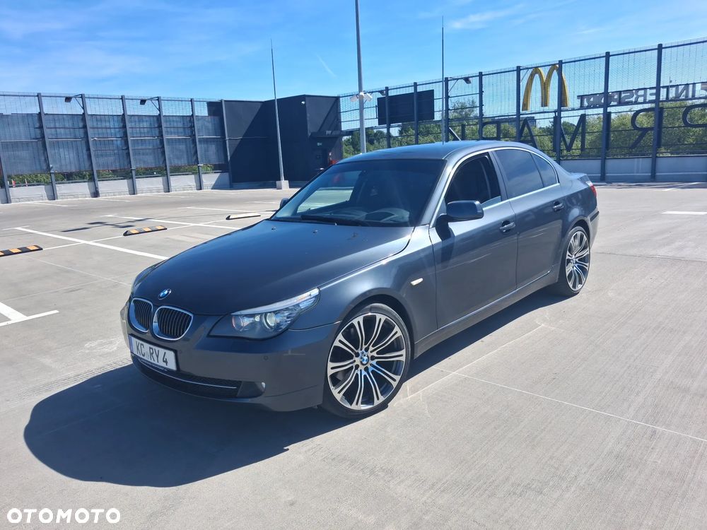 BMW Seria 5 523i Edition Exclusive - 2