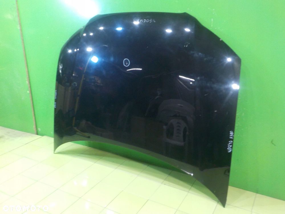 AUDI A3 8P II 10r 2.0 TDI HB 5D maska - 4