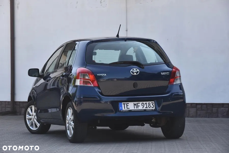 Toyota Yaris 1.33 Selection Platinum - 9