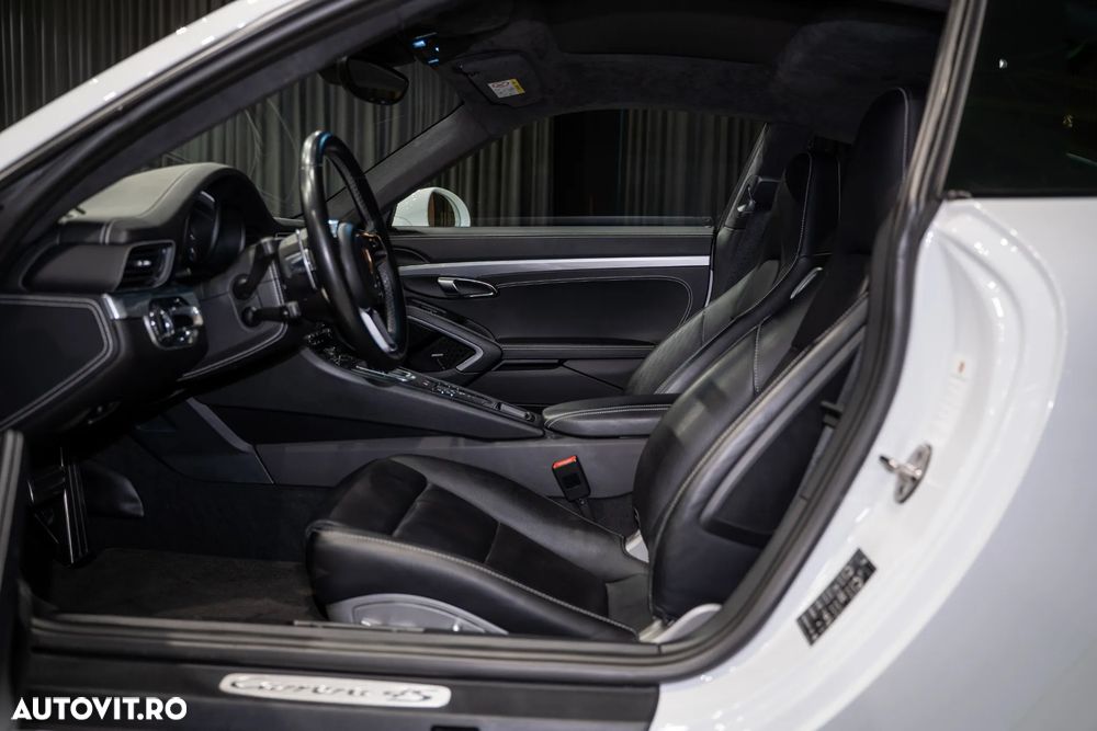 Porsche 911 Carrera 4S PDK - 11