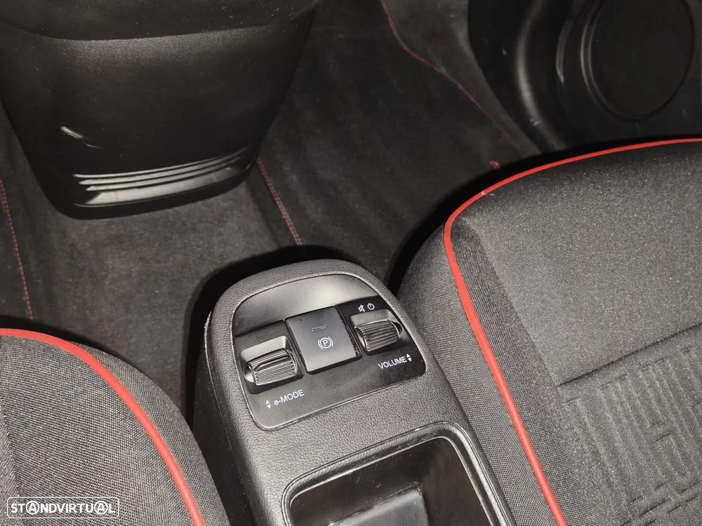 Fiat 500e 23,8kWh Red - 16