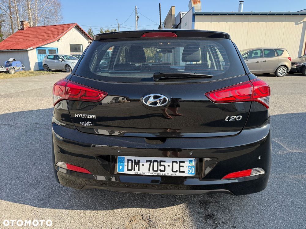 Hyundai i20 - 8