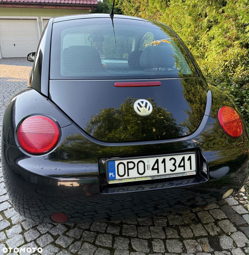 Volkswagen New Beetle - 6