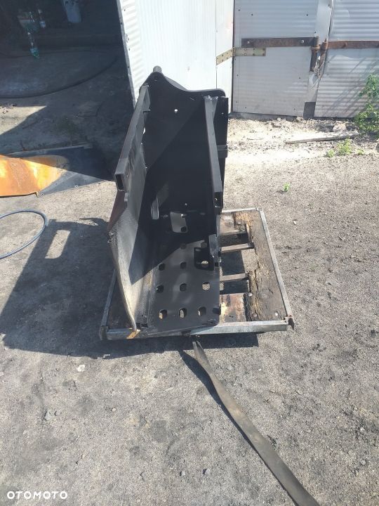 PODSTAWA MOCOWANIE DPF CLAAS AXION 830 179KW 2015R - 7