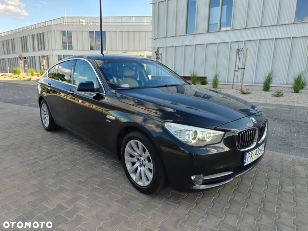 BMW 5GT - 3