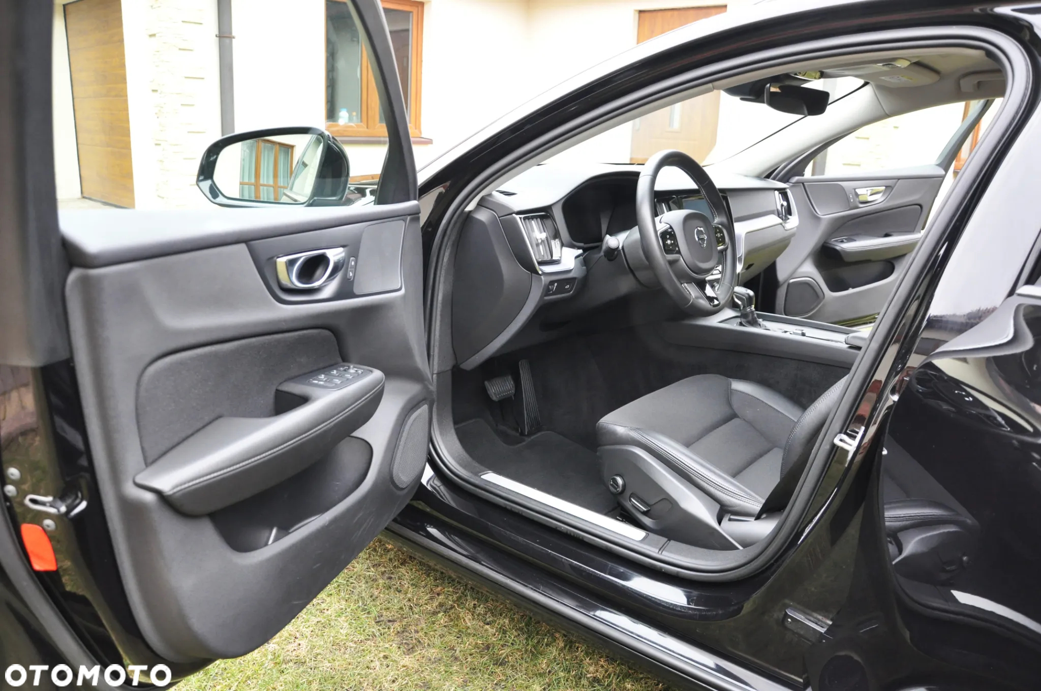 Volvo V60 T4 Geartronic Momentum Pro - 5