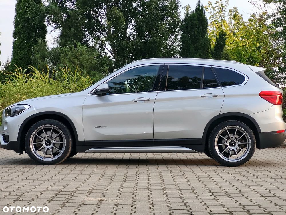 BMW X1 xDrive25i xLine - 2