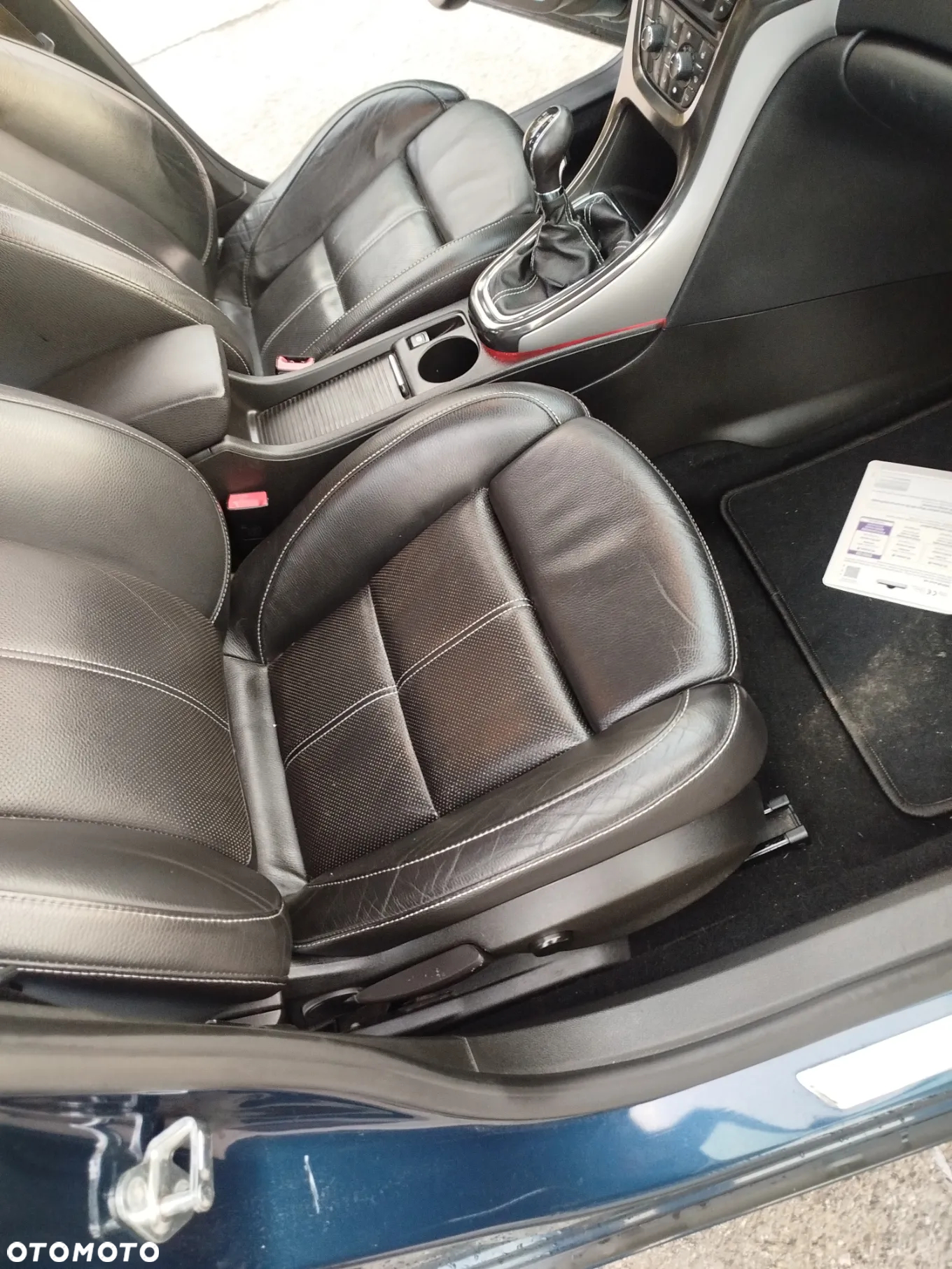 Opel Astra 1.4 Turbo Cosmo - 25