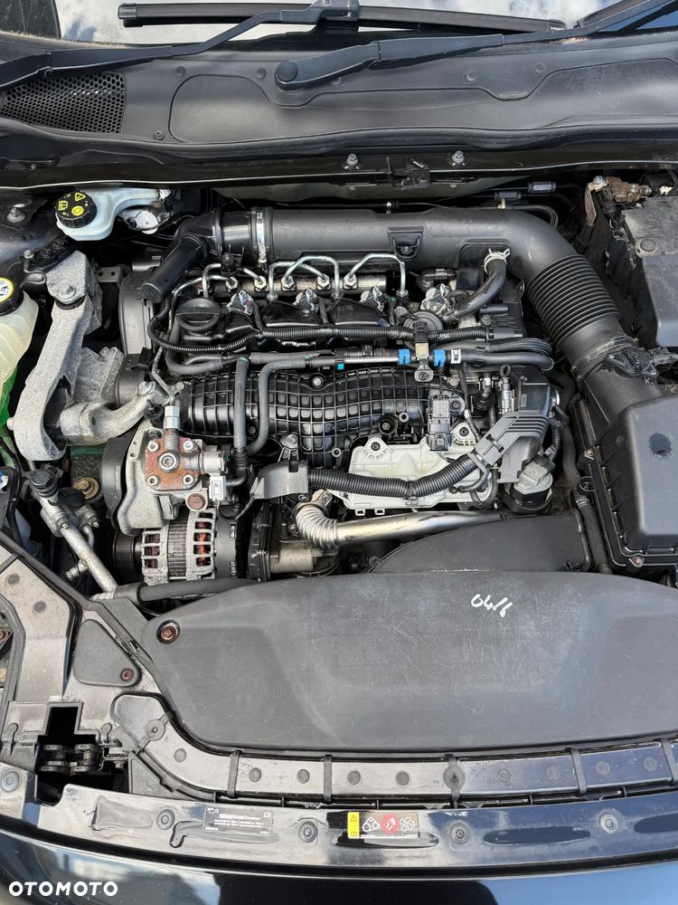 VOLVO V40 V60 SILNIK KOMPLETNY Z OSPRZĘTEM D4204T8 DEMONTAŻ - 1