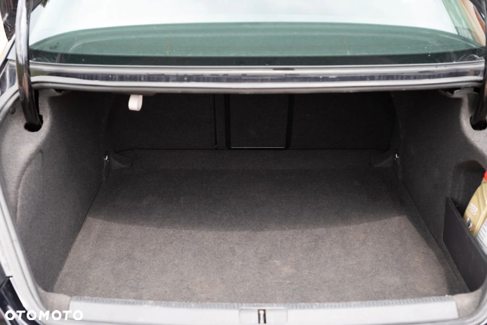 Volkswagen Passat CC - 10