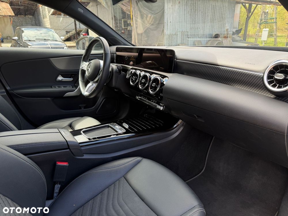 Mercedes-Benz Klasa A 180 7G-DCT Advanced Progressive - 3