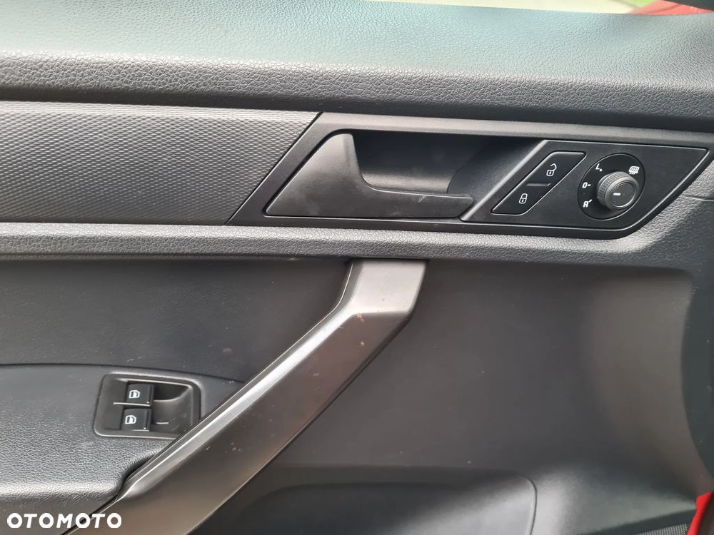 Volkswagen Caddy - 10