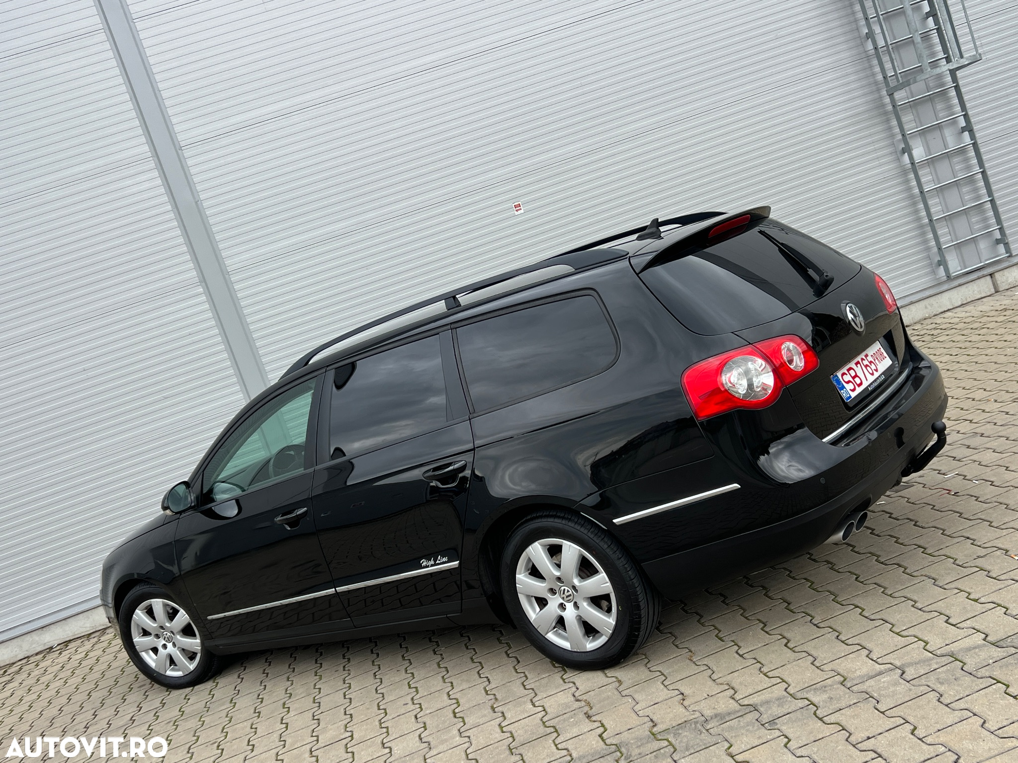 Volkswagen Passat Variant 2.0 TDI DPF DSG Highline - 3