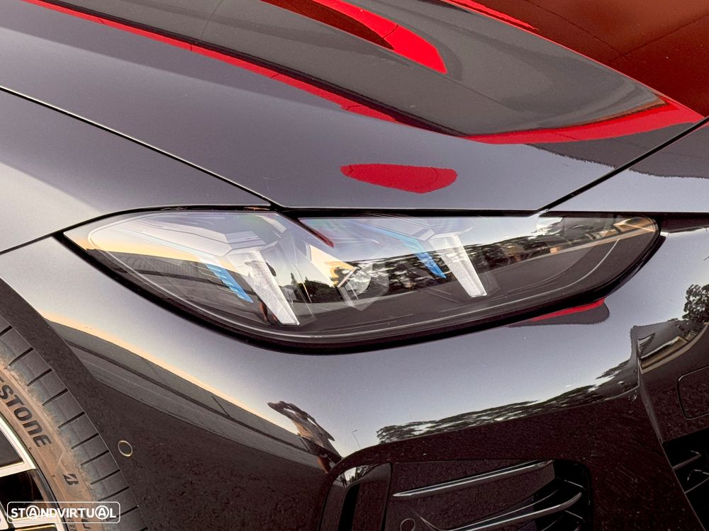 BMW i4 eDrive40 Pack Desportivo M Pro - 18