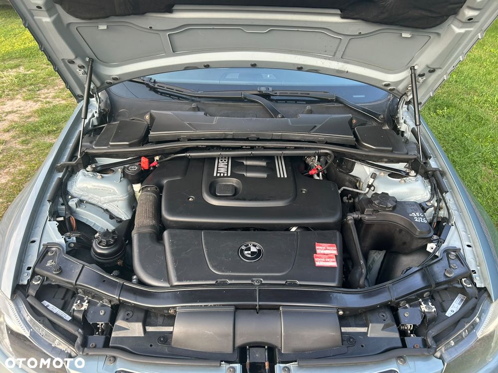 BMW Seria 3 320d - 19