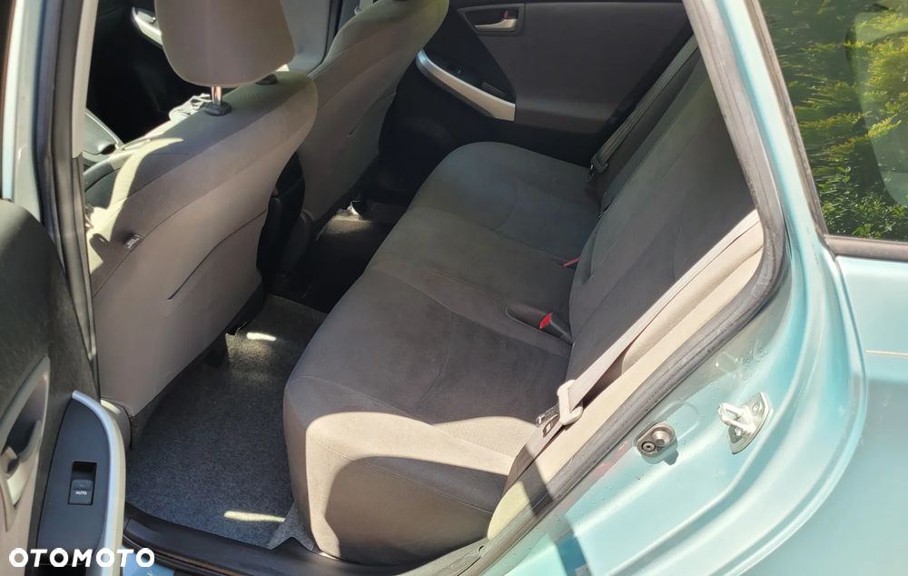 Toyota Prius (Hybrid) Comfort - 7