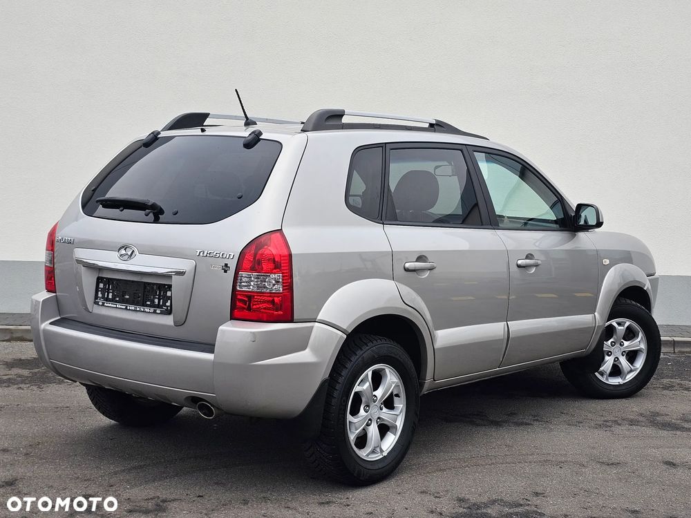 Hyundai Tucson 2.0 2WD GLS - 6