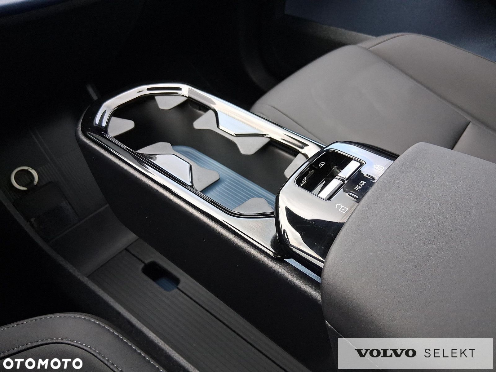 Volvo EX30 - 16
