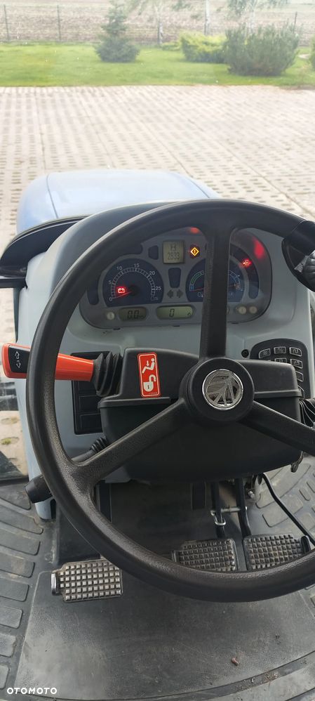 New Holland T5070 - 8