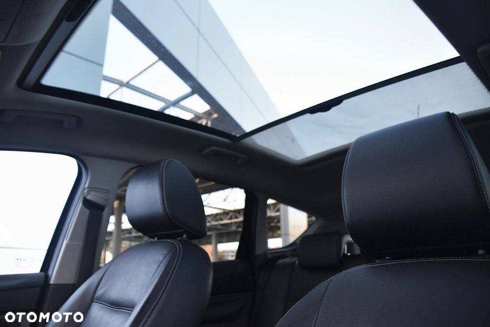 Ford Kuga 2.5 4x4 Titanium - 7