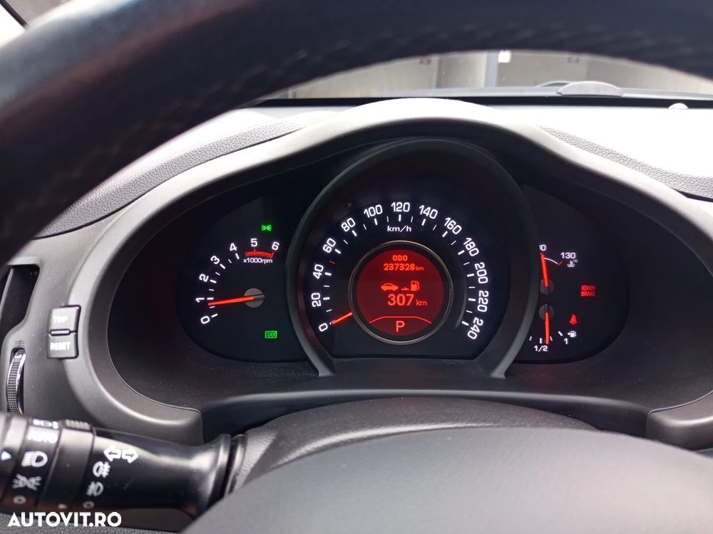 Kia Sportage - 16