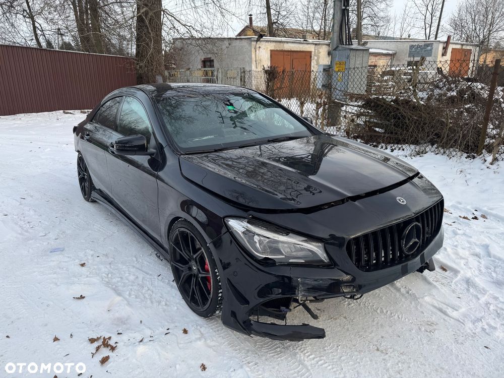 Mercedes-Benz CLA - 10