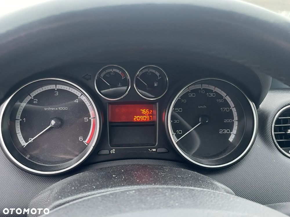 Peugeot 308 1.6 HDi Premium - 5