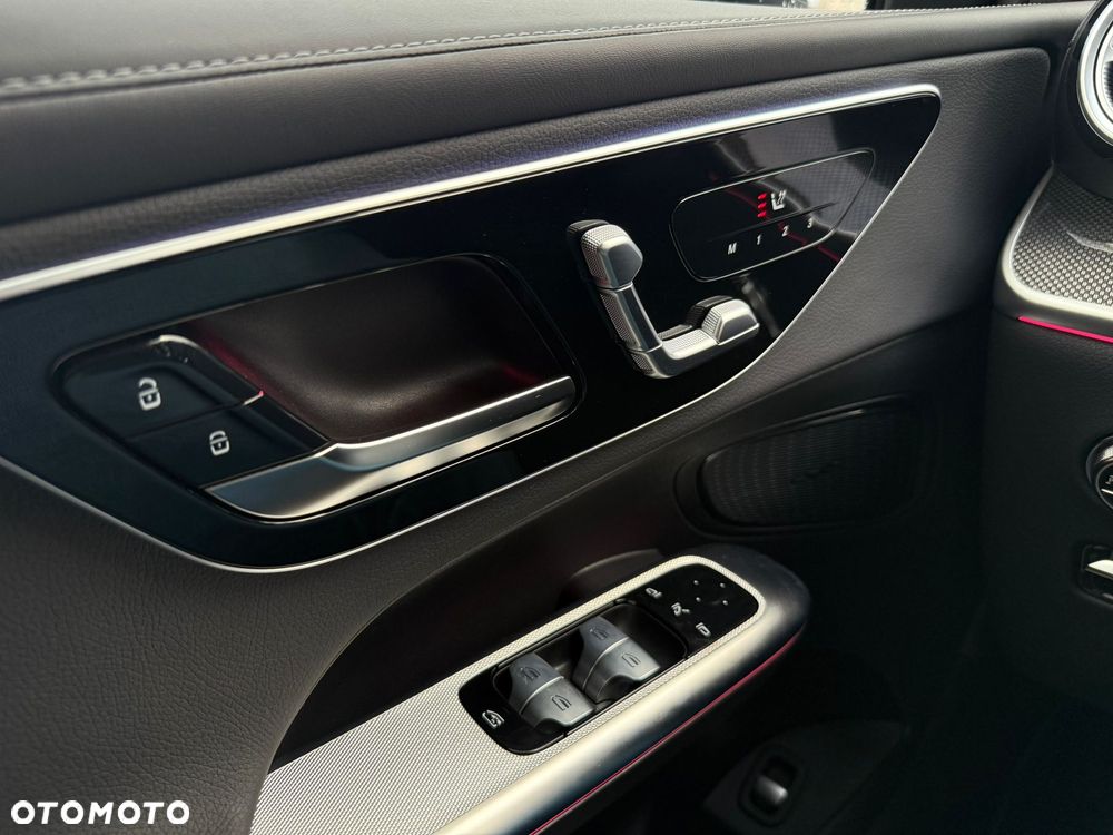 Mercedes-Benz GLC 200 4-Matic - 12