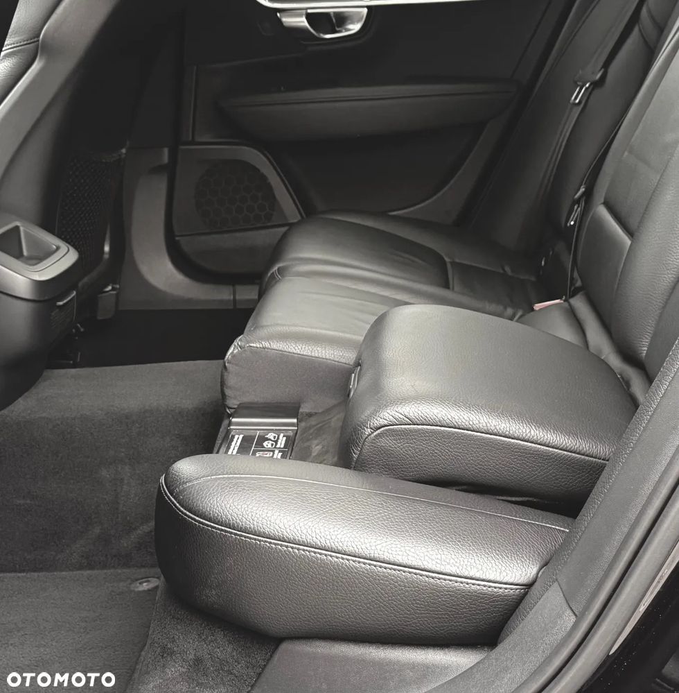 Volvo V90 D3 Geartronic Momentum Pro - 16