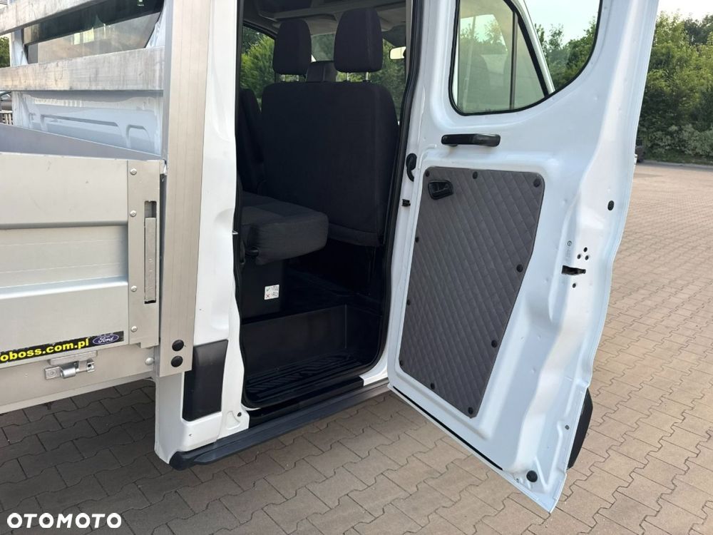 Ford Transit - 26